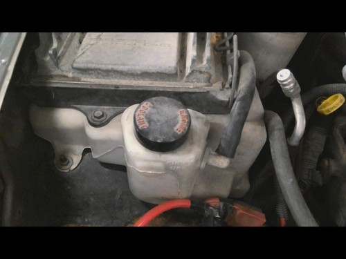Coolant reservoir without - reservoir,